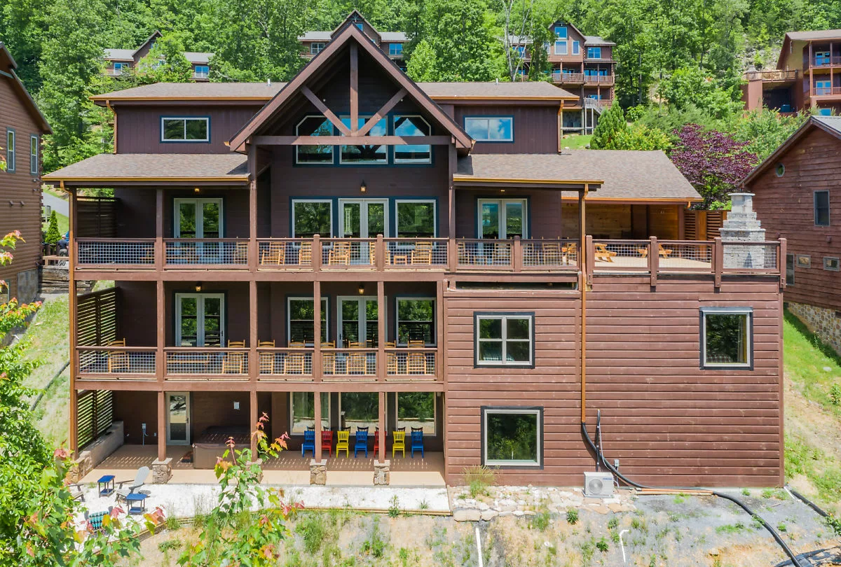 Mansion exterior overlooking the Smokies